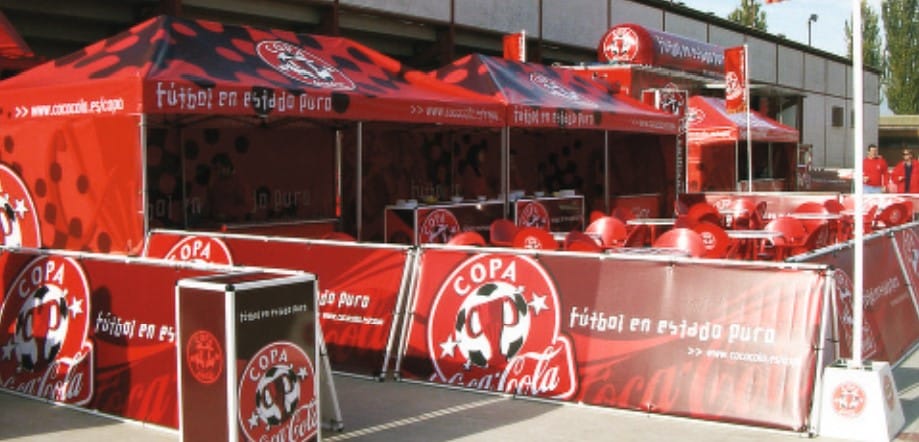 Carpa personalizada y vallas publicitarias realizadas por Rotulex
